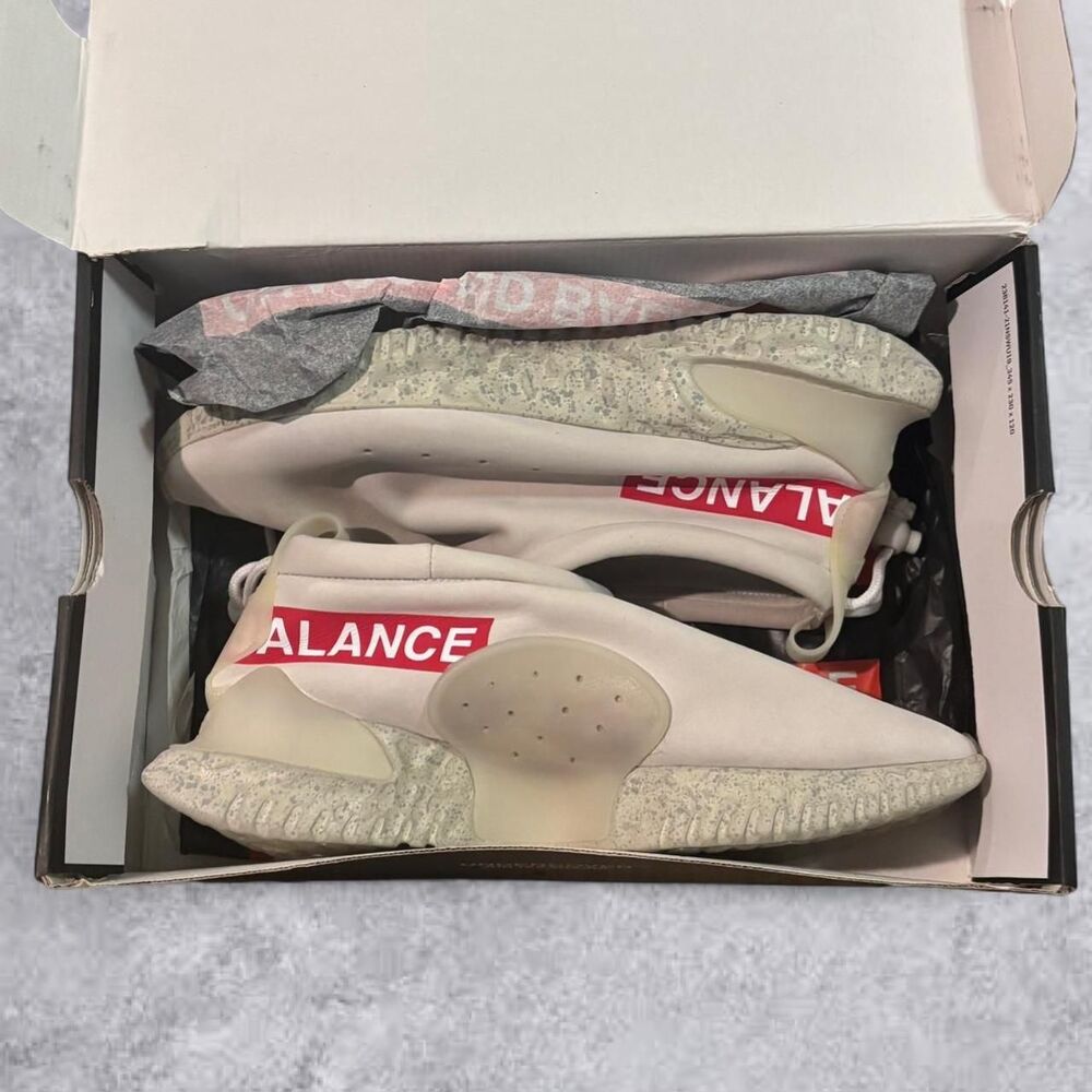Nike Men's Cream and White Trainers